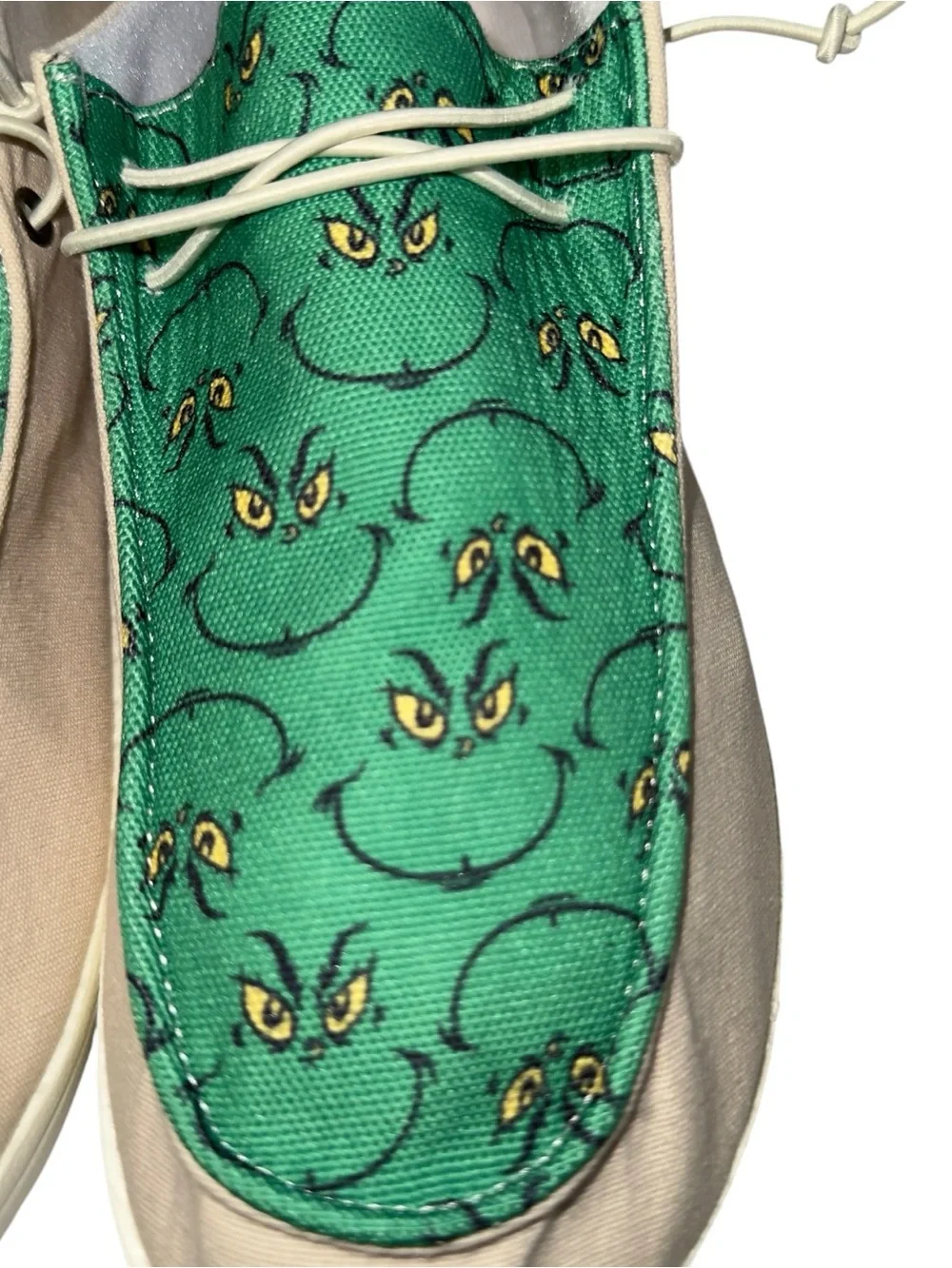 Mens Slip on Loafers Lightweight Stretch Shoes Sneakers The Grinch Sz 43 US 10